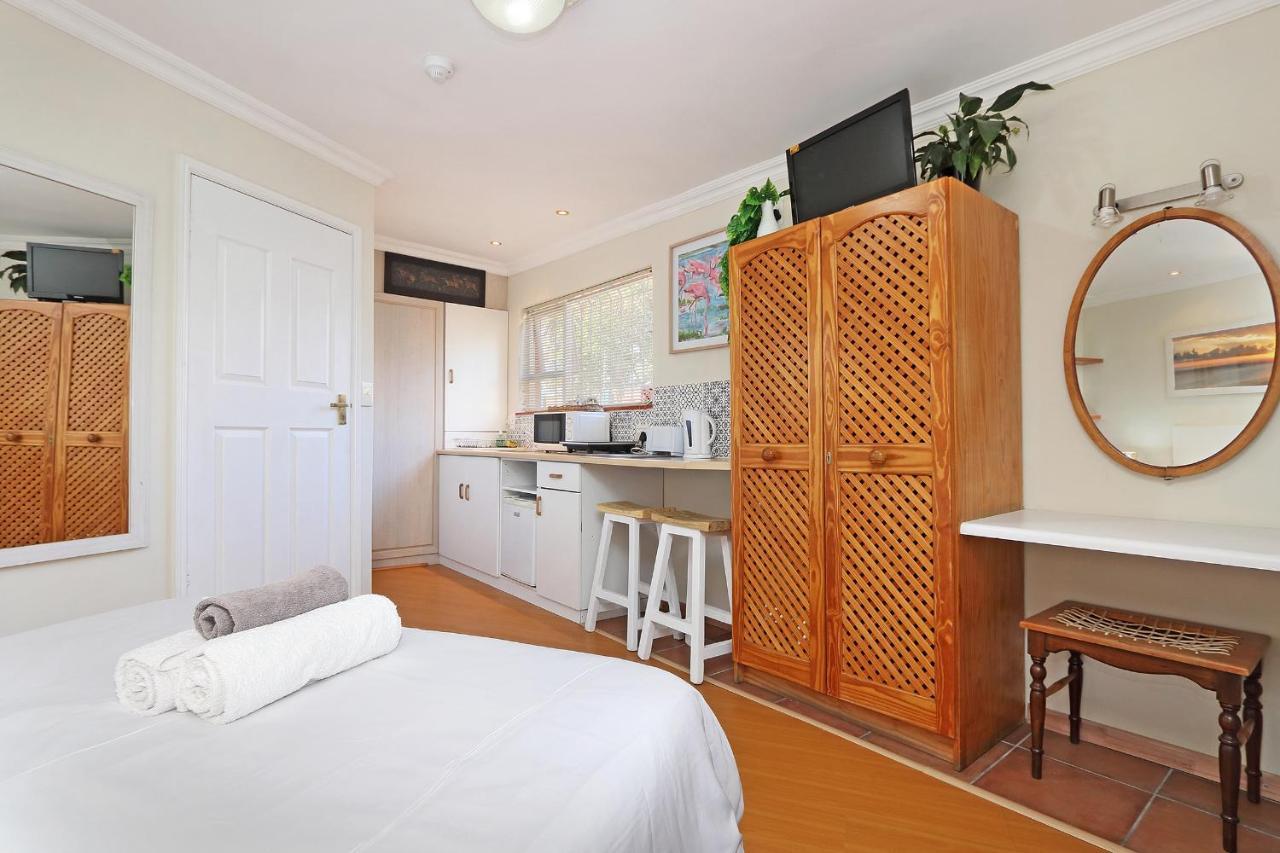 The Bohemian Guesthouse Cape Town Exterior photo