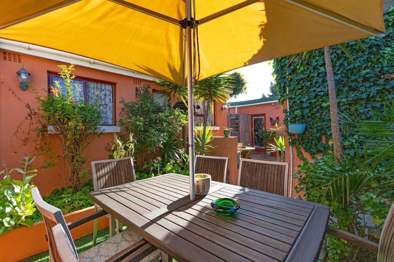 The Bohemian Guesthouse Cape Town Exterior photo