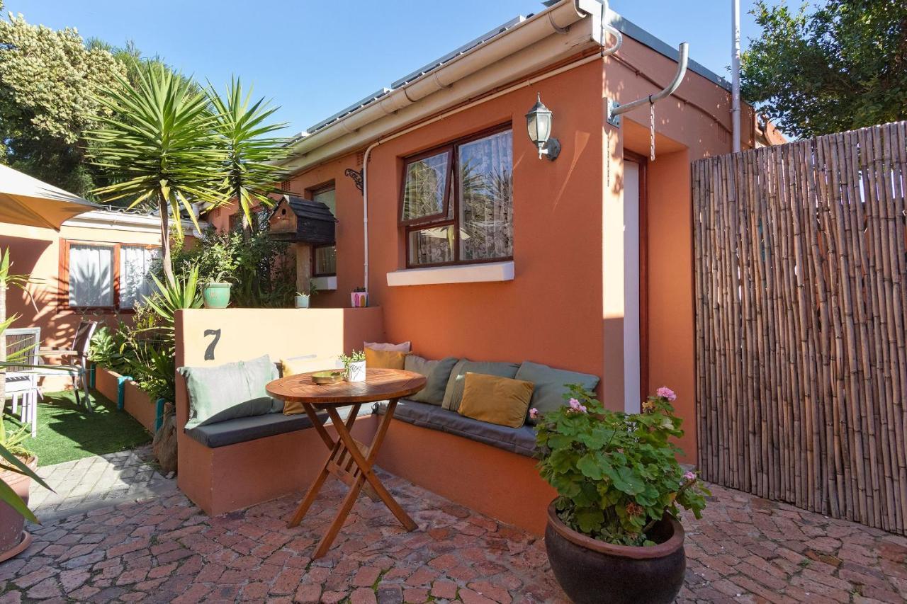 The Bohemian Guesthouse Cape Town Exterior photo